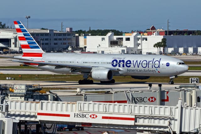 N791AN - Twin-engine aircraft