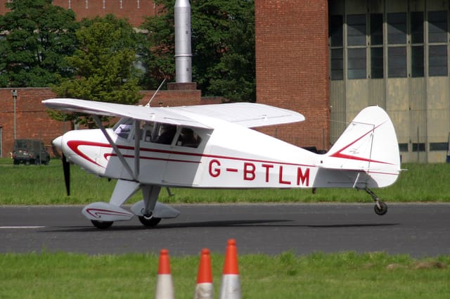 G-BTLM - Single-engine aircraft