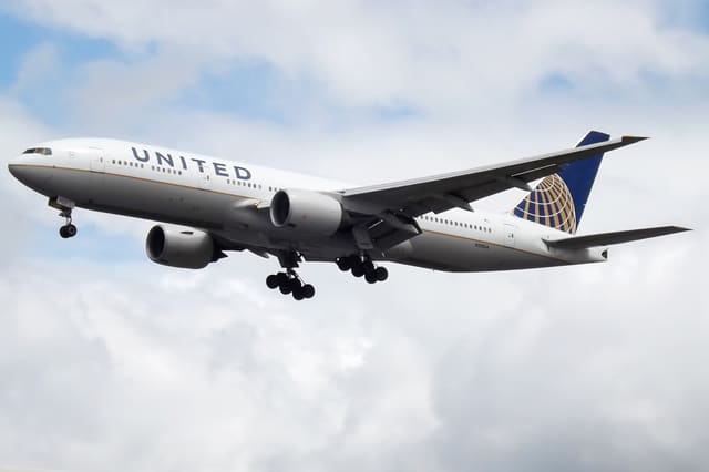 N221UA - Boeing