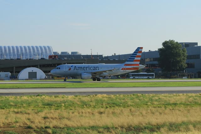 N746UW - Airbus