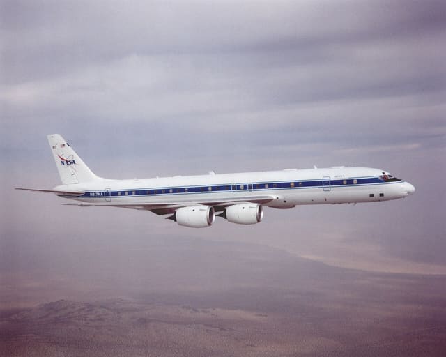 N817NA - Business jet