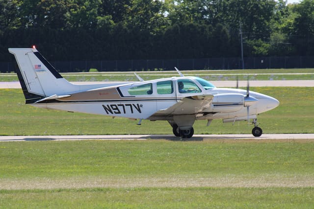 N977V - Beechcraft