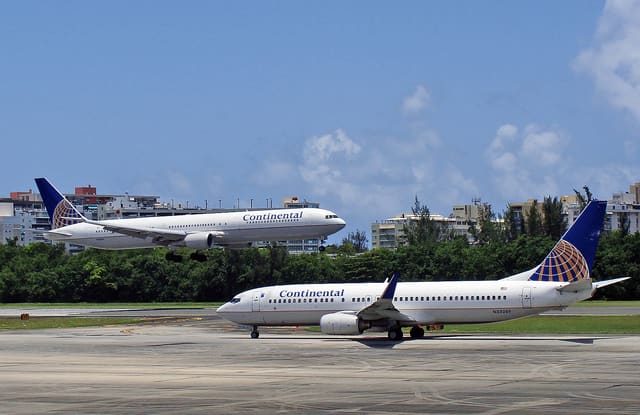N33289 - Twin-engine aircraft