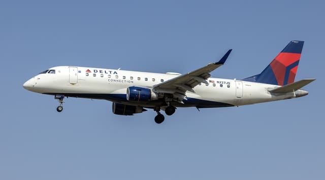 N227JQ - Embraer