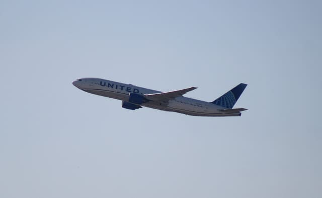 N777UA - Boeing