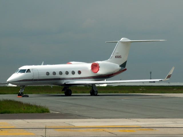 N312EL - Business jet