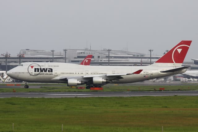 N672US - Boeing