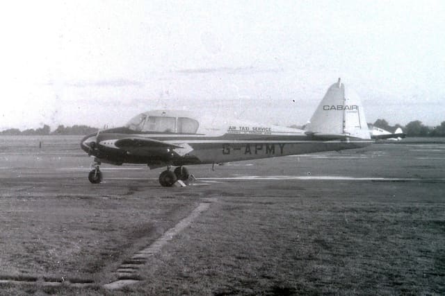 G-APMY - Twin-engine aircraft