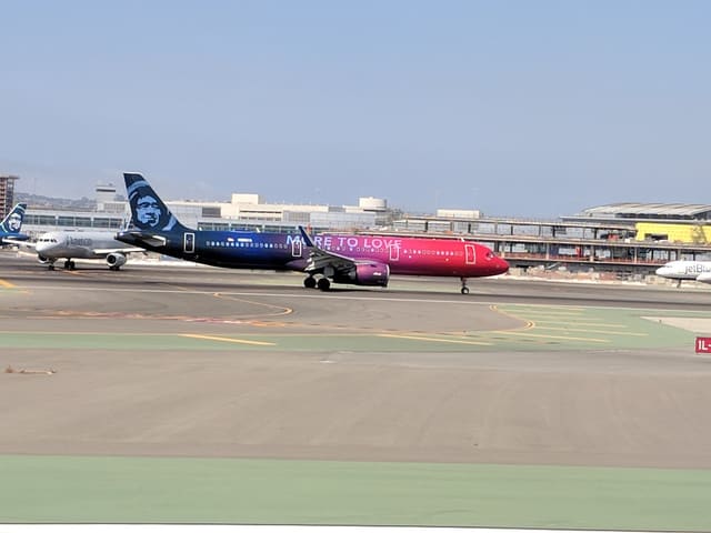 N926VA - Airbus