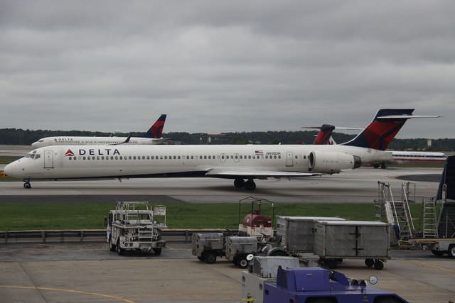 N918DH - Douglas