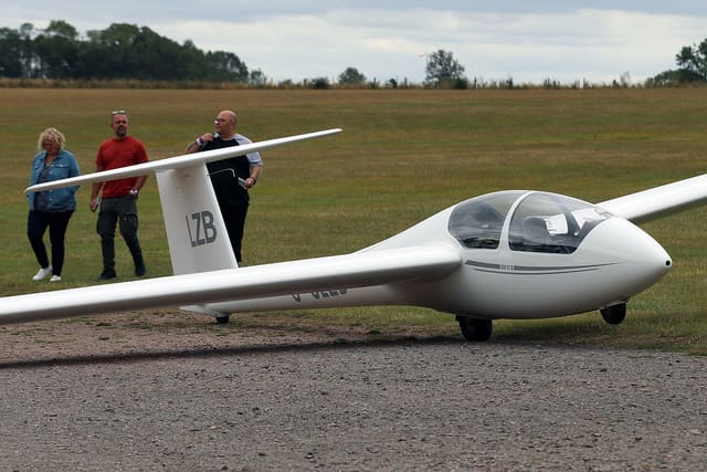 G-CLZB - Glider