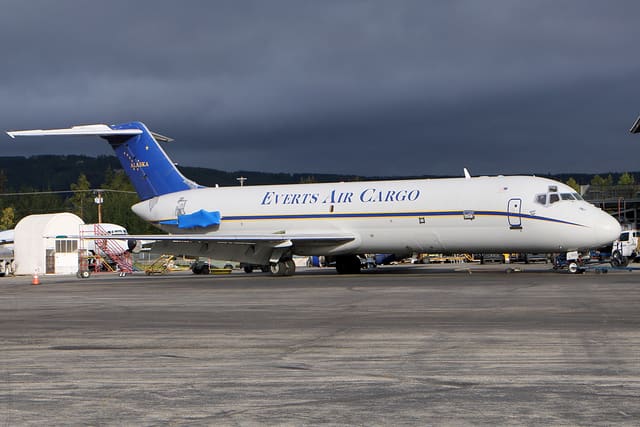 N935CE - Aircraft