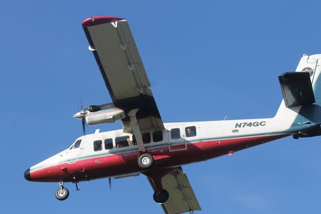 N74GC - De Havilland