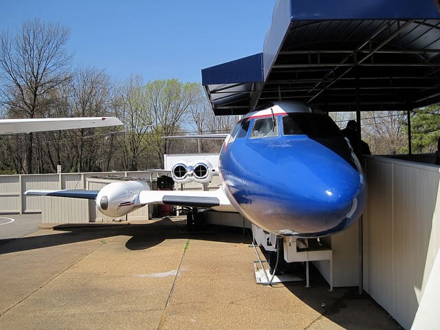  - Business jet