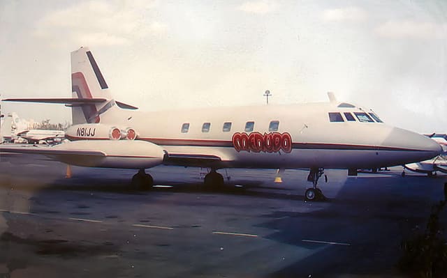 N81JJ - Business jet