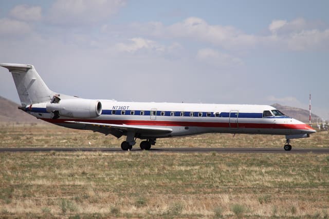N736DT - Business jet