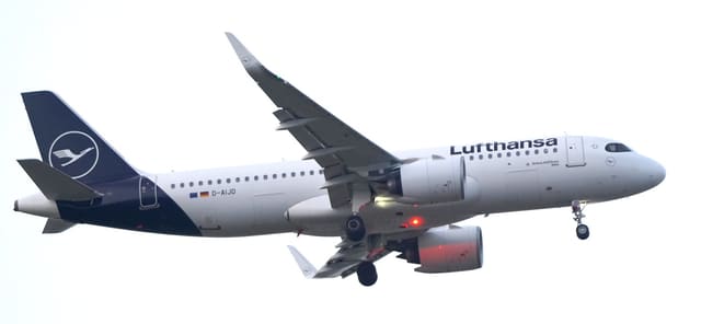 D-AIJD - Twin-engine aircraft