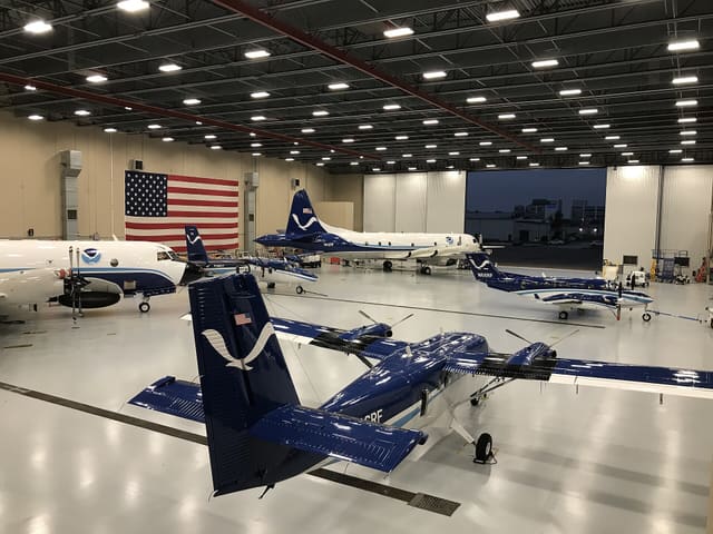 N42RF - Lockheed