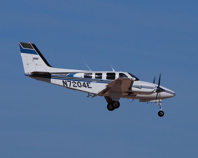 N7204E - Beechcraft