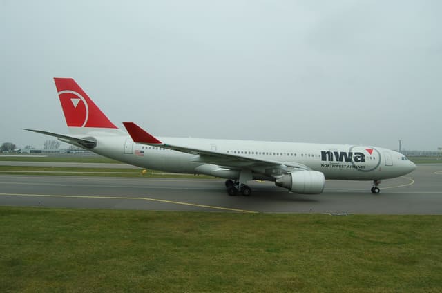 N858NW - Airbus