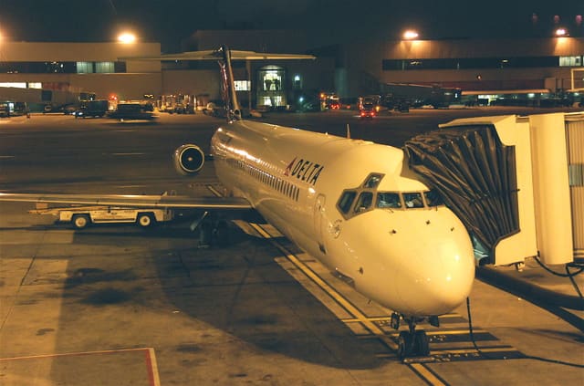 N769NC - Douglas