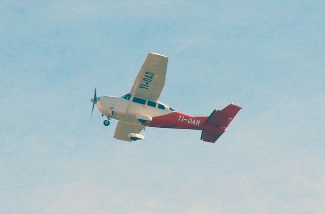 TI-OAR - Single-engine aircraft