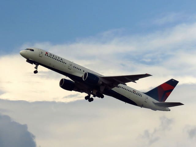 N652DL - Boeing