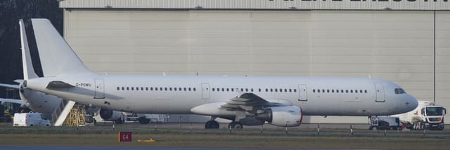 G-POWU - Twin-engine aircraft