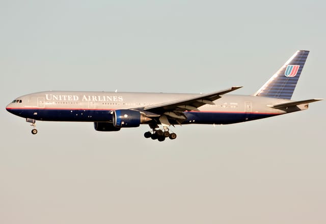 N793UA - Aircraft