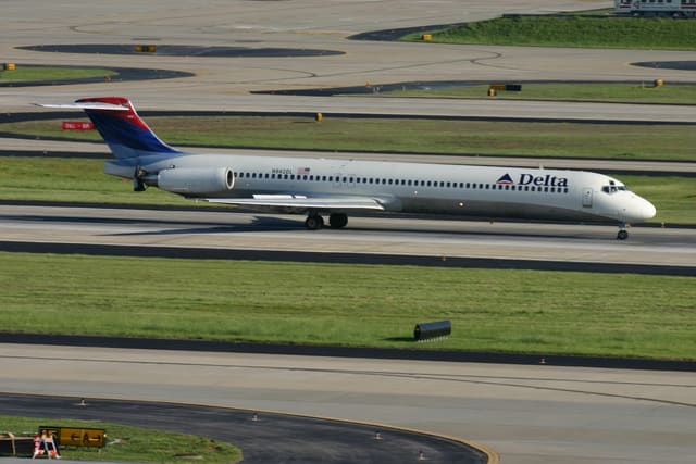 N942DL - Aircraft