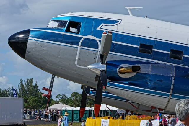 N200MF - Douglas