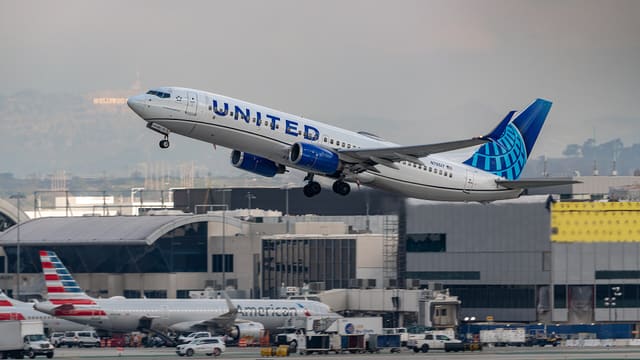N76517 - Boeing