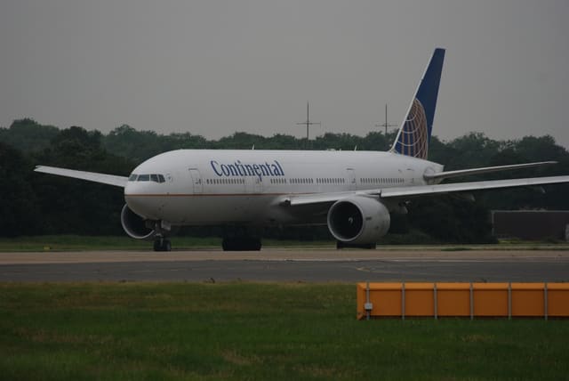 N27015 - Boeing