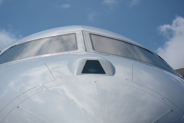 N381GX - Business jet