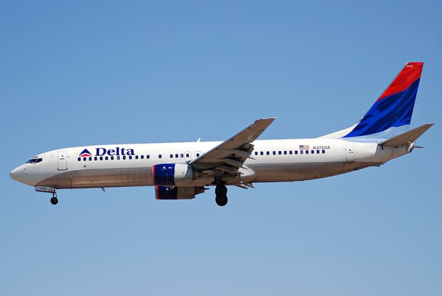 N372DA - Boeing
