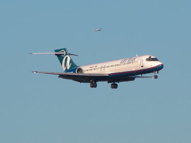 N985AT - Boeing
