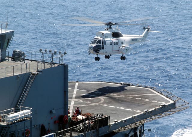 N330JF - Helicopter
