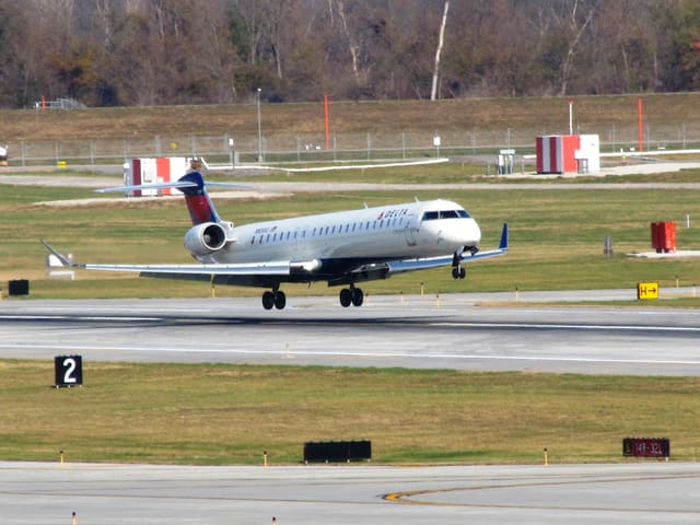 N924XJ - Bombardier
