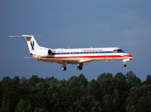 N377SK - Twin-engine aircraft