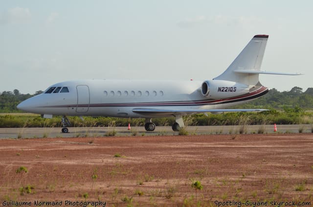 N221QS - Business jet