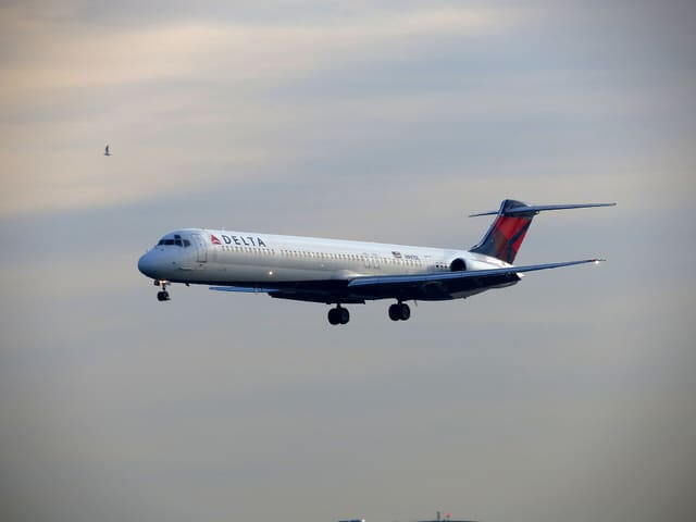 N997DL - Aircraft