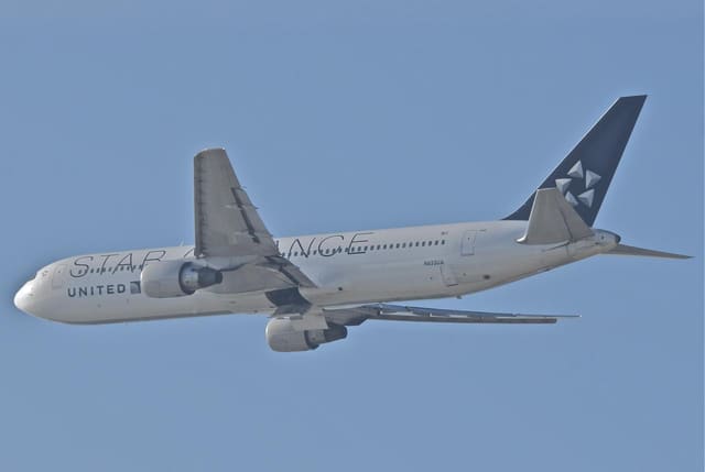 N653UA - Boeing
