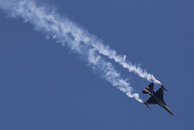  - Single-engine aircraft