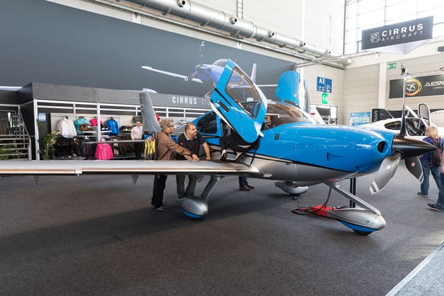 N662DP - Cirrus