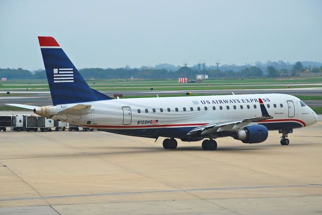 N128HQ - Embraer