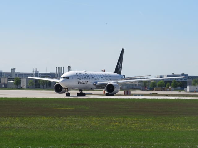 N76021 - Boeing