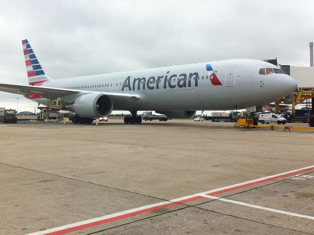 N382AN - Boeing