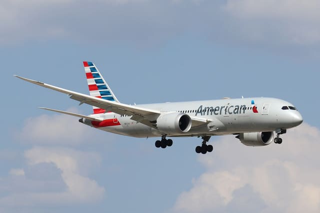 N812AA - Boeing