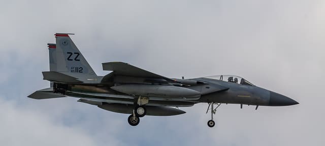  - Twin-engine aircraft