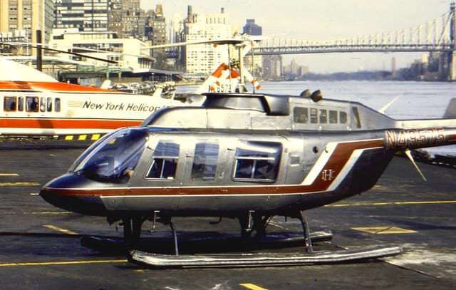 N49575 - Helicopter